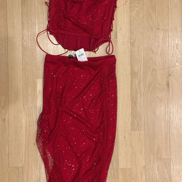 Red rhinestone Set - Picture 3 of 3